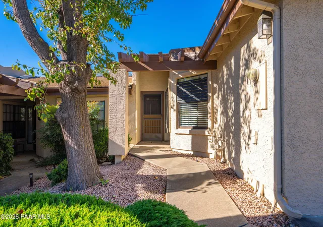 Photo 1 of Townhouse for sale at 928 N Rolling Green Rd, Dewey, AZ 86327 | MLS# 1085823 | Listing updated on 2026-10-22