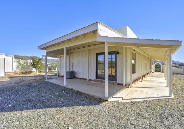 Photo 4 of Manufactured home for sale at 680 N Yarber Wash Rd, Dewey, AZ 86327 | MLS# 1085715 | Listing updated on 2026-10-19