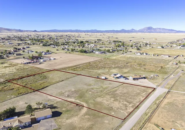 Photo 4 of Sale Pending at 7595 E Tanner Ln, Prescott Valley, AZ 86315 | MLS# 1085739 | Listing updated on 2026-10-21