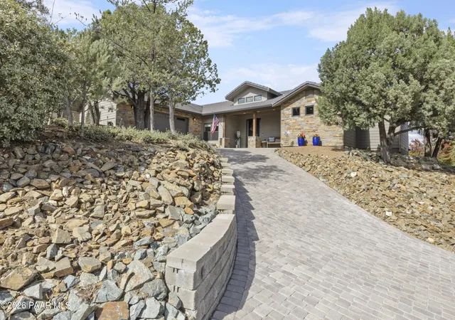Single family home for sale at 2070 Crestview Ct, Prescott, AZ 86305 | MLS# 1086006