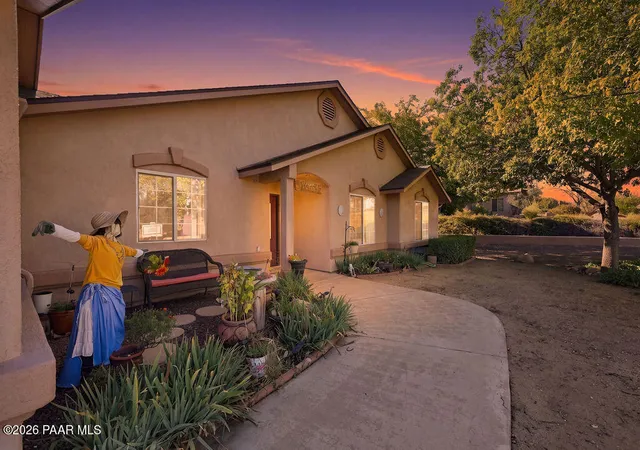 Photo 2 of Single family home for sale at 4261 N Papago Ln, Prescott Valley, AZ 86314 | MLS# 1085783 | Listing updated on 2026-10-18