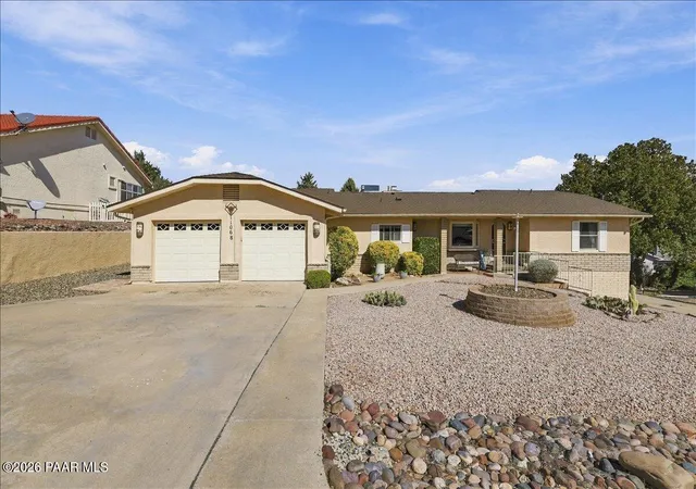 Single family home for sale at 11068 E Western Sunset Dr, Dewey-Humboldt, AZ 86327 | MLS# 1085841