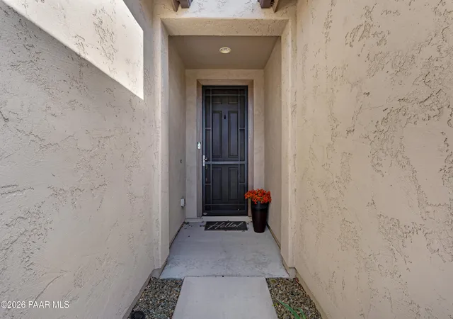 Photo 3 of Single family home for sale at 1207 Bainbridge Ln, Chino Valley, AZ 86323 | MLS# 1085990 | Listing updated on 2026-10-28