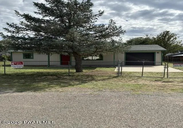 Single family home for sale at 1925 Jackrabbit Trl, Chino Valley, AZ 86323 | MLS# 1085827