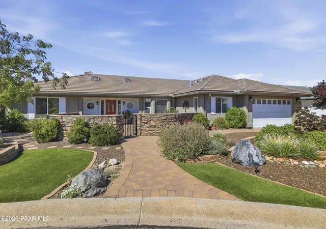 Photo 4 of Single family home for sale at 1930 E Golf View Ln, Prescott, AZ 86301 | MLS# 1085844 | Listing updated on 2026-10-29