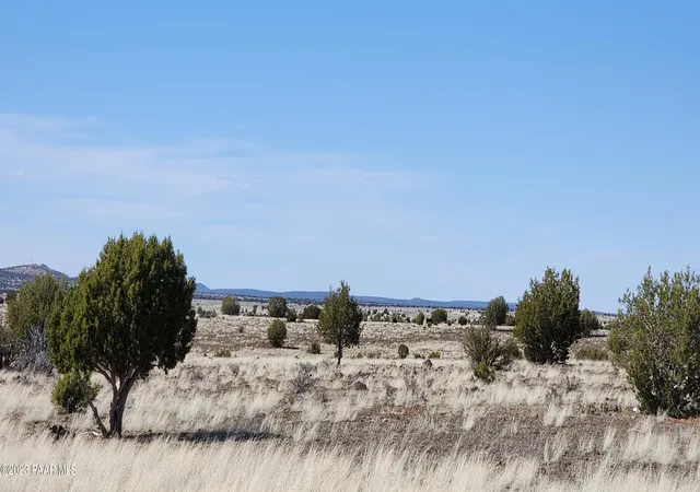 Photo 4 of House for sale at 644 Cortez Ranch Rd, Ash Fork, AZ 86320 | MLS# 1085847 | Listing updated on 2026-10-22