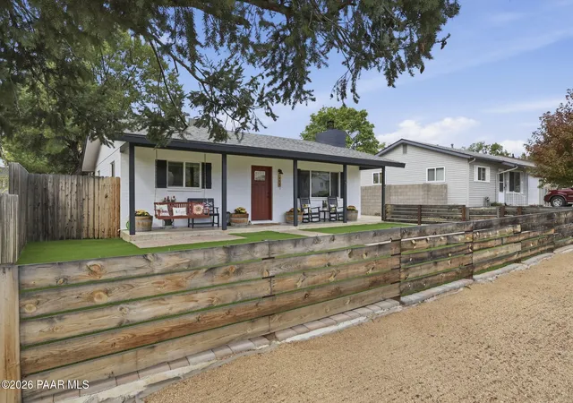 Photo 3 of Single family home for sale at 904 Jovian Dr, Prescott, AZ 86301 | MLS# 1085871 | Listing updated on 2026-10-23