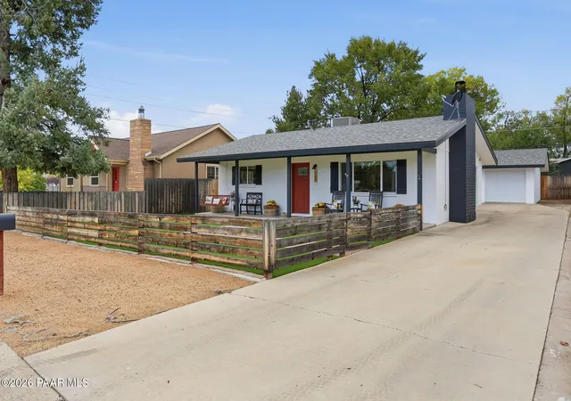 Photo 4 of Single family home for sale at 904 Jovian Dr, Prescott, AZ 86301 | MLS# 1085871 | Listing updated on 2026-10-23