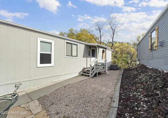 Photo 2 of Manufactured home for sale at 887 Prescott Cyn Dr, Prescott, AZ 86301 | MLS# 1086040 | Listing updated on 2026-10-30