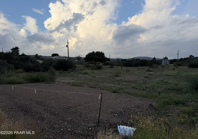 Photo 1 of Land for sale at 20445 E Cedar Cyn Dr, Mayer, AZ 86333 | MLS# 1085973 | Listing updated on 2026-10-28