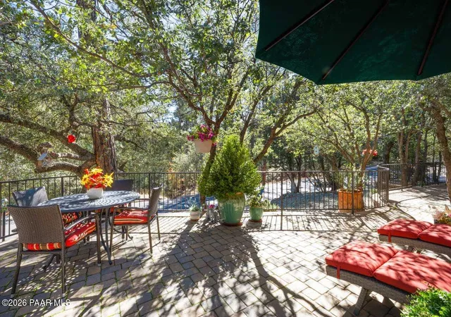 Photo 2 of Single family home for sale at 380 Laureleaf Dr, Prescott, AZ 86303 | MLS# 1086019 | Listing updated on 2026-10-29