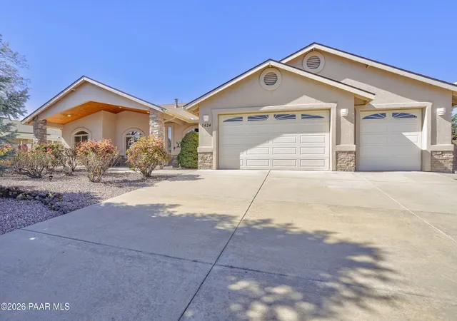 Photo 3 of Single family home for sale at 7424 N Starry Sky Dr, Prescott Valley, AZ 86315 | MLS# 1086016 | Listing updated on 2026-10-29
