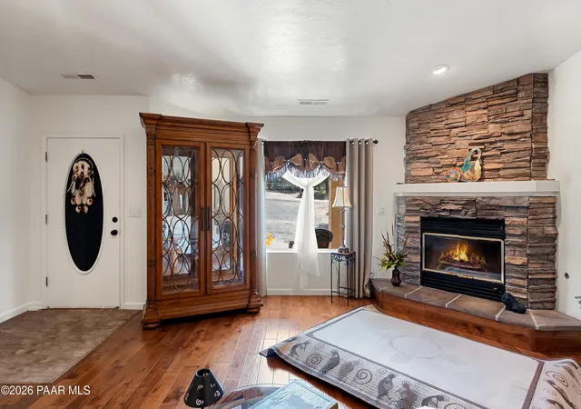 Photo 2 of Single family home for sale at 1250 W Mcintosh Dr, Prescott, AZ 86305 | MLS# 1086067 | Listing updated on 2026-10-30