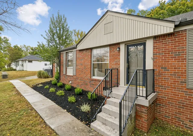 Photo 3 of Single family home for sale at 4840 Lynn Dr, Nashville, TN 37211 | MLS# 3599470 | Listing updated on 2026-10-08