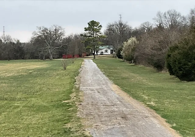 Photo 2 of Sale Pending at 2106 E Division St, Mount Juliet, TN 37122 | MLS# 2363176 | Listing updated on 2025-07-18