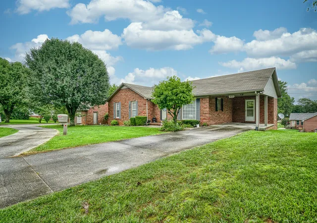 Photo 1 of Single family home for sale at 1466 Bunker Hl Rd, Cookeville, TN 38506 | MLS# 2425402 | Listing updated on 2023-08-01
