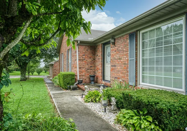 Photo 3 of Single family home for sale at 1466 Bunker Hl Rd, Cookeville, TN 38506 | MLS# 2425402 | Listing updated on 2023-08-01