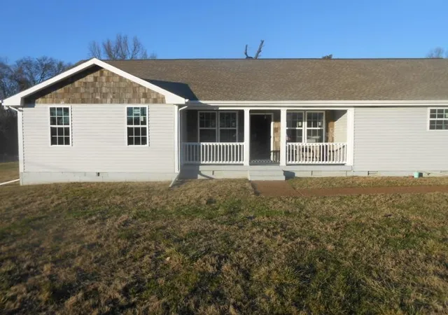 Photo 2 of Sale Pending at 2081 Neelys Bend Rd, Madison, TN 37115 | MLS# 2474659 | Listing updated on 2023-04-01