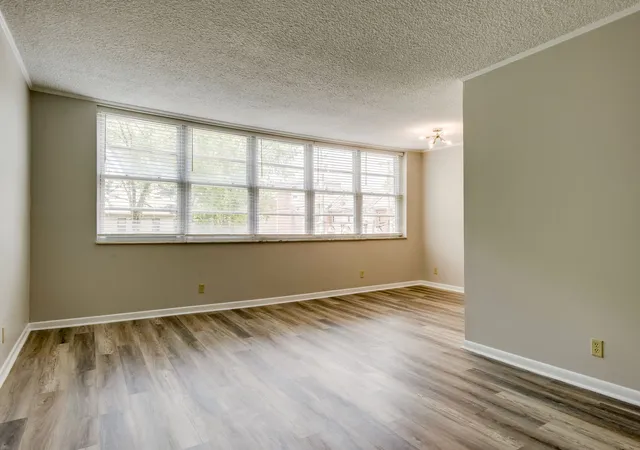 Photo 4 of Condo for sale at 3314 W End Ave #405, Nashville, TN 37203 | MLS# 2532707 | Listing updated on 2023-08-11
