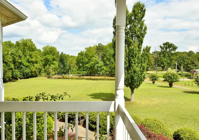 Photo 2 of Single family home for sale at 10674 Wall Triana Hwy, Toney, AL 35773 | MLS# 2562275 | Listing updated on 2025-07-24