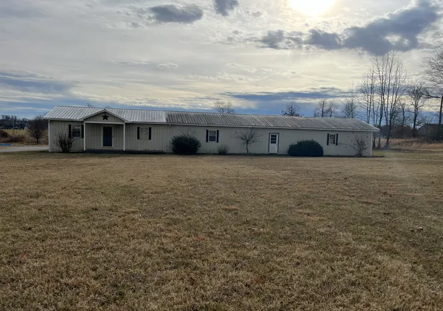 2nd image of 2901 Hwy 52 W, Lafayette, TN 37083 | MLS# 2608586