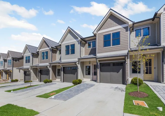 Photo 3 of Townhouse for sale at 1101 Noble Loop #1, Nashville, TN 37211 | MLS# 3593689 | Listing updated on 2026-10-06