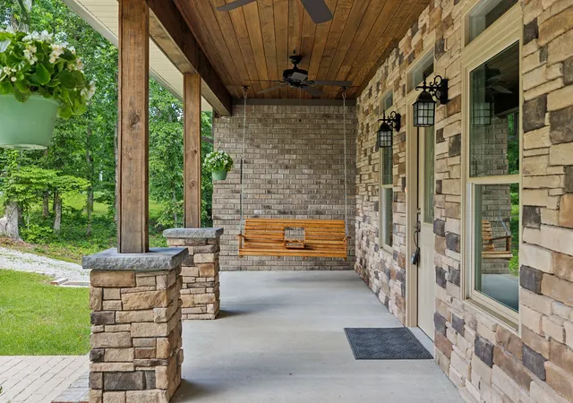 5th image of 211 Woodmere Dr, Hohenwald, TN 38462 | MLS# 2620052