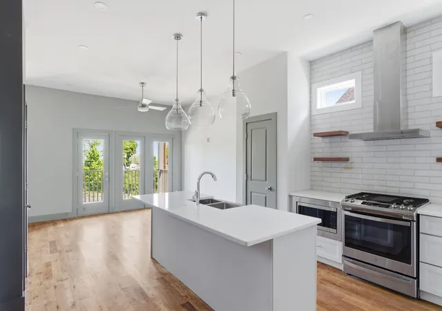 1st image of 1825 3rd Ave N, Nashville, TN 37208 | MLS# 3193715