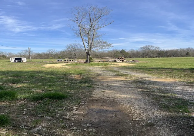 Photo 2 of Sale Pending at 2434 Rally Hill Rd, Columbia, TN 38401 | MLS# 2636802 | Listing updated on 2024-04-06