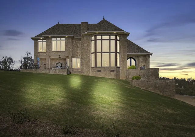 Photo 1 of Single family home for sale at 501 River Trace Dr, Dover, TN 37058 | MLS# 2640749 | Listing updated on 2025-08-28