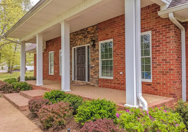 Photo 4 of Single family home for sale at 93 Tamatha Dr, Paris, TN 38242 | MLS# 2652312 | Listing updated on 2026-05-06