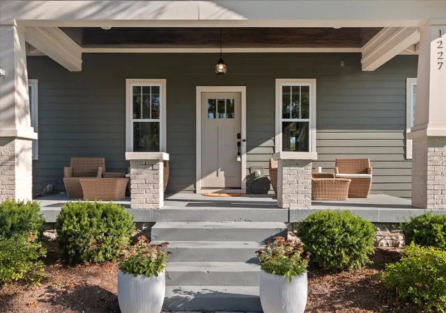 2nd image of 1227 Mcgavock Pike, Nashville, TN 37216 | MLS# 2701402