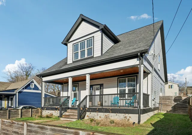 2nd image of 1908 12th Ave N, Nashville, TN 37208 | MLS# 3127607