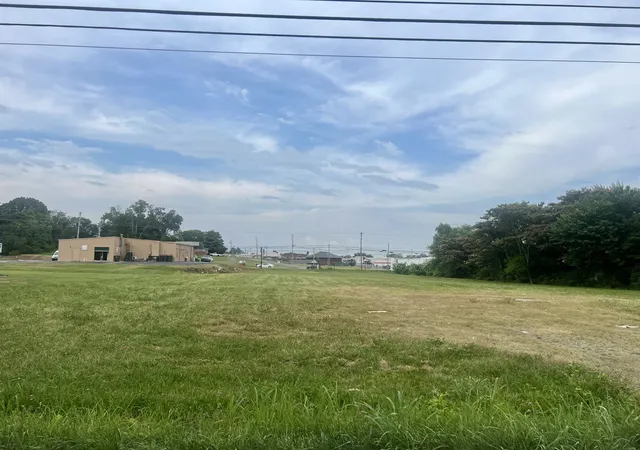 2nd image of 0 Peers St, Mc Minnville, TN 37110 | MLS# 2669015