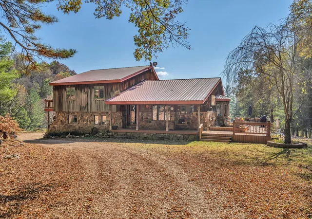 2nd image of 393 Jones Rd, Pulaski, TN 38478 | MLS# 2679048