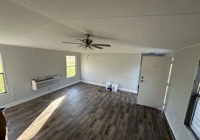 Photo 4 of Manufactured home for sale at 12 Young Rd, Buffalo Valley, TN 38548 | MLS# 2672747 | Listing updated on 2025-03-28
