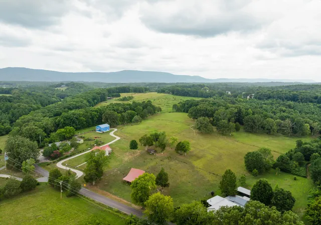 Homes for sale in Chickamauga, GA | 930 Kensington Road, Chickamauga, GA 30707 | MLS# 2704902