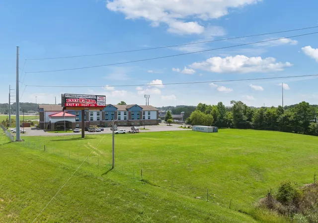 13th image of 77 Casey Jones Ln, Jackson, TN 38305 | MLS# 2688359