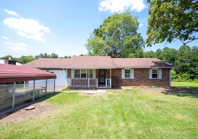 Photo 1 of Single family home for sale at 4803 Cordelia Lane, Chattanooga, TN 37416 | MLS# 2709555 | Listing updated on 2025-09-16