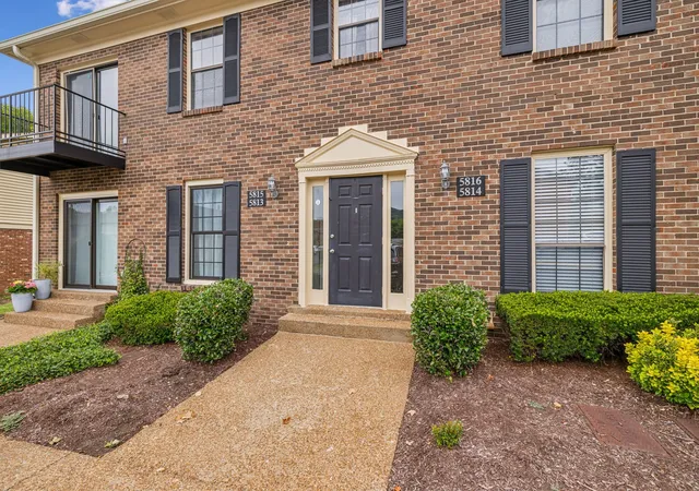 Listing Photo 5 - Condo for sale in building located at 5815 Brentwood Trce, Brentwood, TN 37027