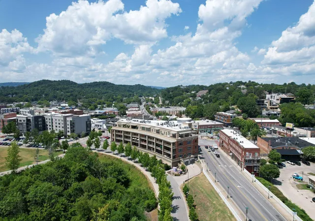 1st image of 4 Cherokee Boulevard #225, Chattanooga, TN 37405 | MLS# 2812638