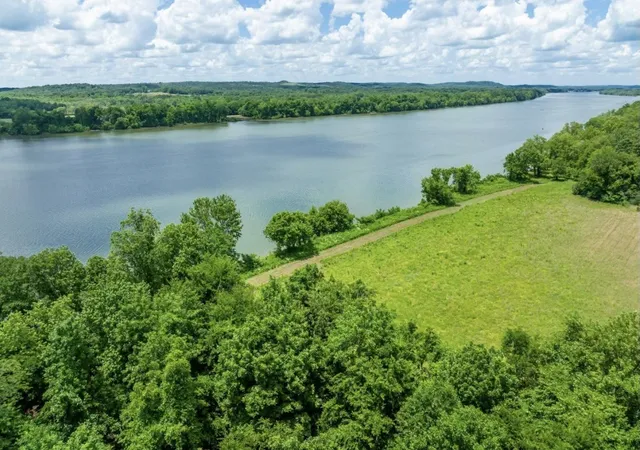 Homes for sale in Linden, TN | 1 Kellys Landing Rd, Linden, TN 37096 | MLS# 2749916