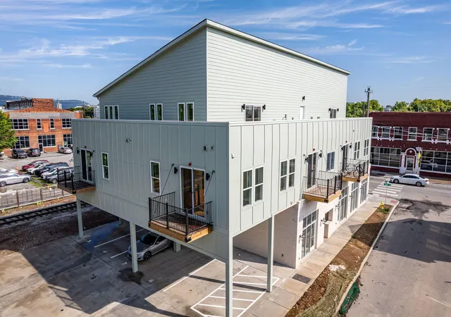 Homes for sale in Chattanooga, TN | 1511 Adams Street #301, Chattanooga, TN 37408 | MLS# 2751646