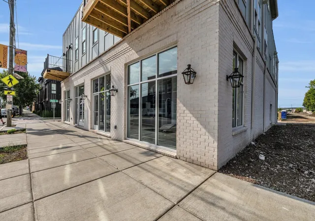Homes for sale in Chattanooga, TN | 1511 Adams Street #301, Chattanooga, TN 37408 | MLS# 2751646