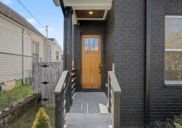 1st image of 1909b 15th Ave N, Nashville, TN 37208 | MLS# 3138653