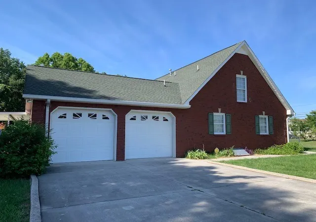 Photo 3 of Multi family home for sale at 12 Fox Crk Ct, Manchester, TN 37355 | MLS# 2770726 | Listing updated on 2026-08-03