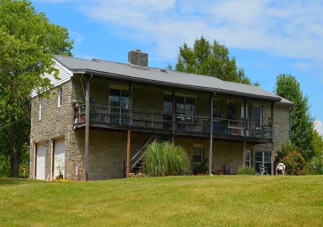 2nd image of 103 Easley Dr, Fayetteville, TN 37334 | MLS# 2763660