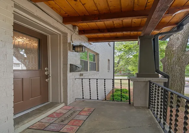 Homes for sale in Nashville, TN | 512 Chesterfield Ave, Nashville, TN 37212