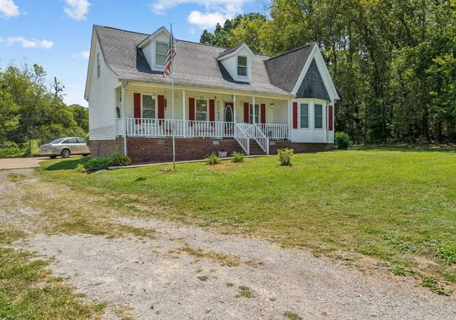 2nd image of 3448 Mahlon Moore Rd, Spring Hill, TN 37174 | MLS# 2915657
