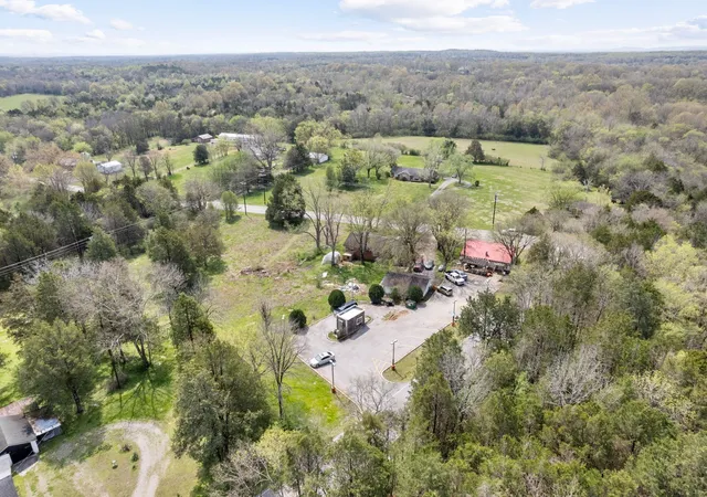 Photo 3 of Single family home for sale at 3714 W Jefferson Pike, Murfreesboro, TN 37129 | MLS# 2773903 | Listing updated on 2025-07-02